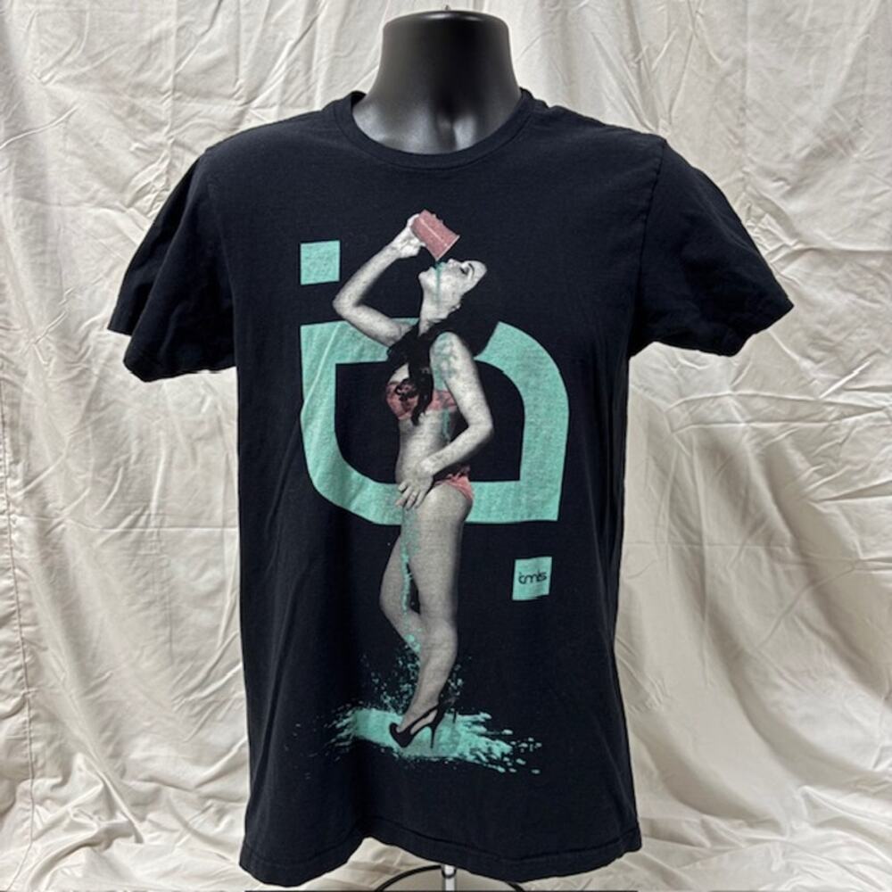 Medium Tmls Too Many Loose Strings Brand To The L… - image 1